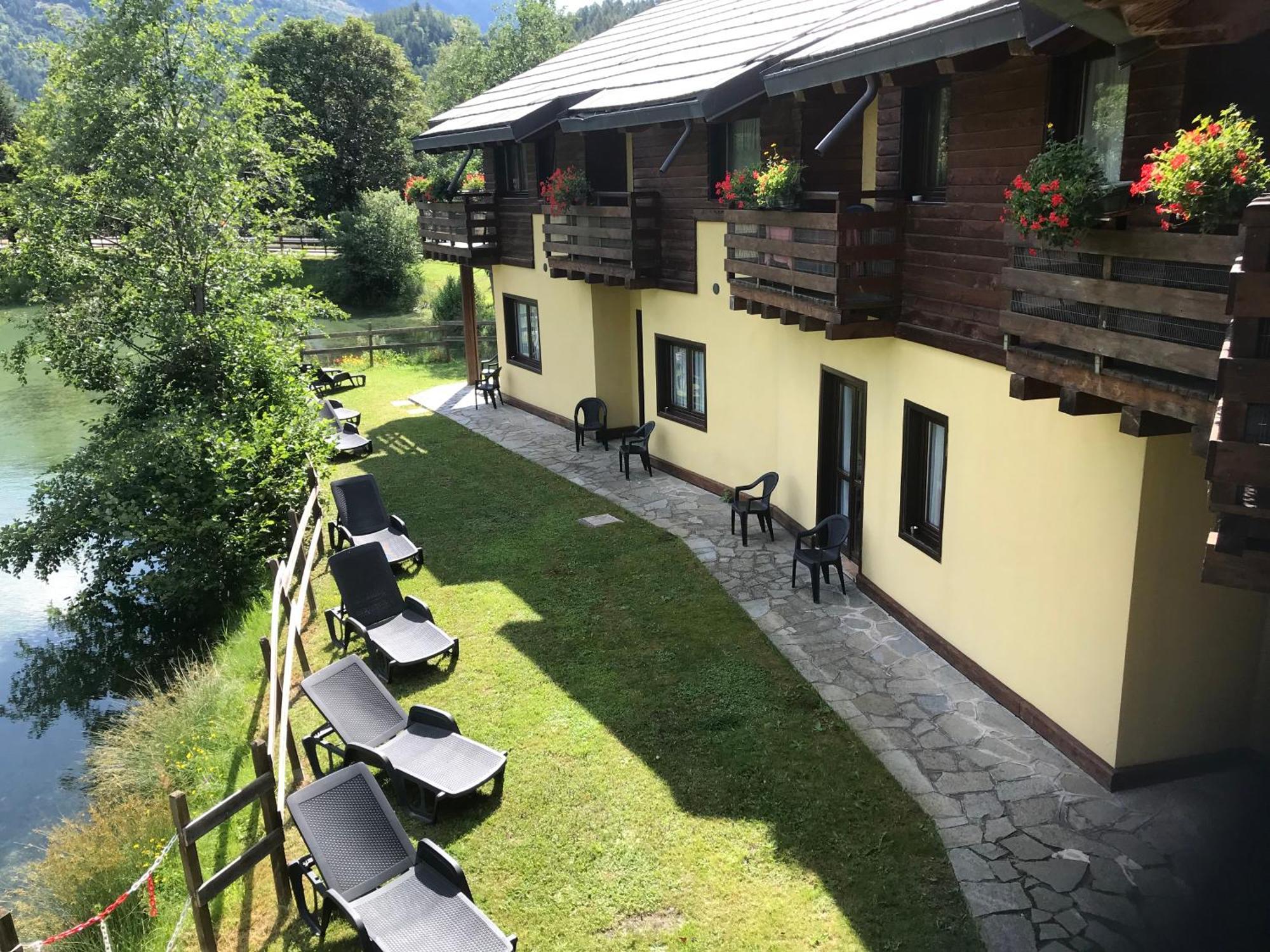 Hotel Cà Fiore Bardonecchia Exterior foto