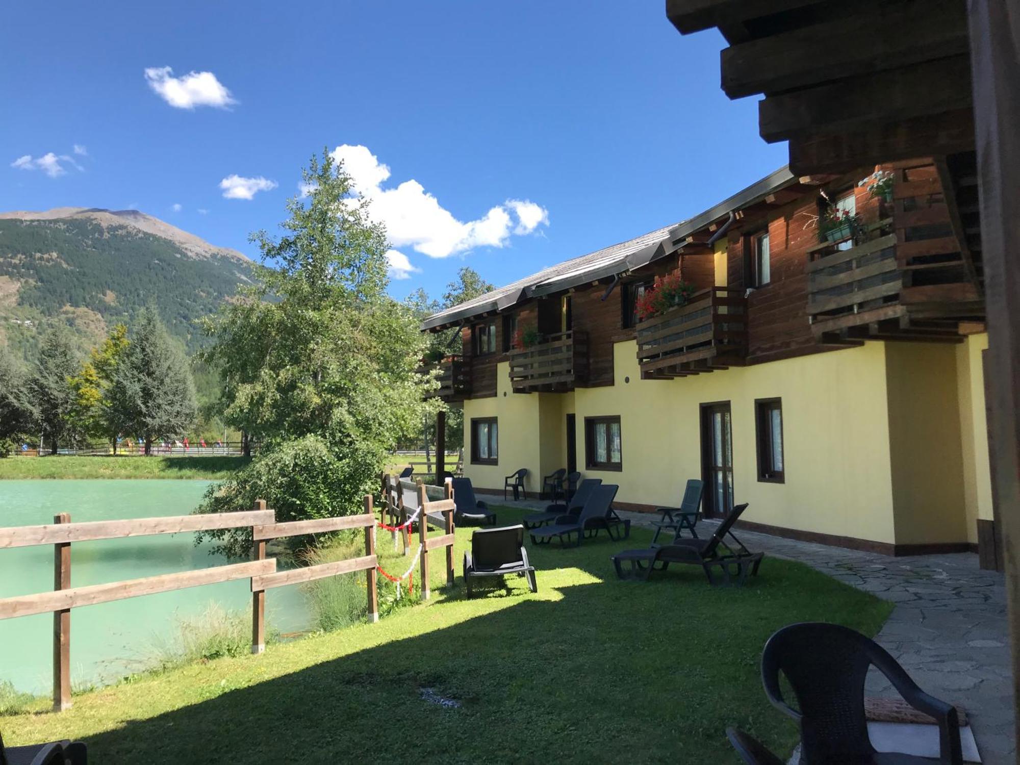 Hotel Cà Fiore Bardonecchia Exterior foto