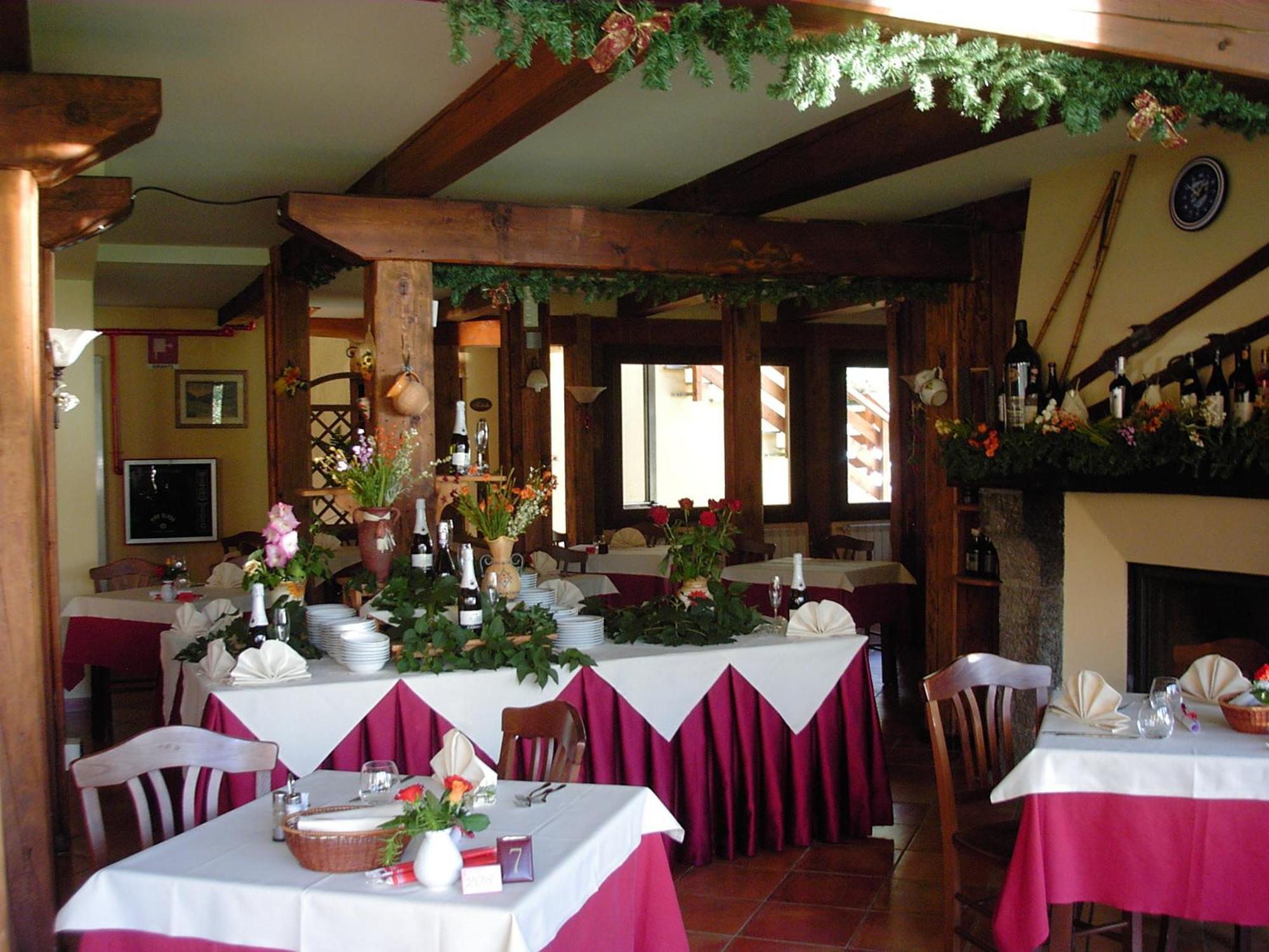 Hotel Cà Fiore Bardonecchia Exterior foto