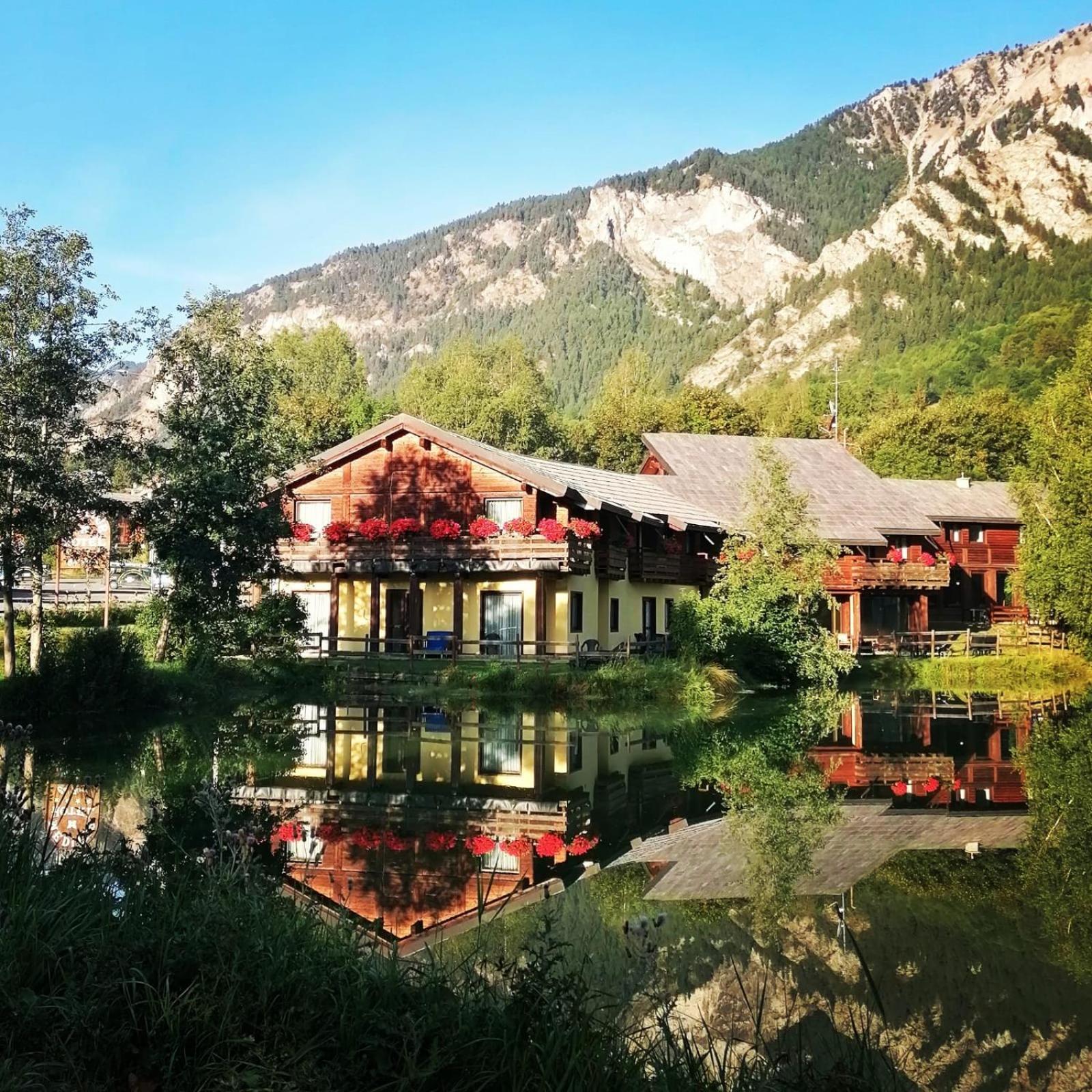 Hotel Cà Fiore Bardonecchia Exterior foto