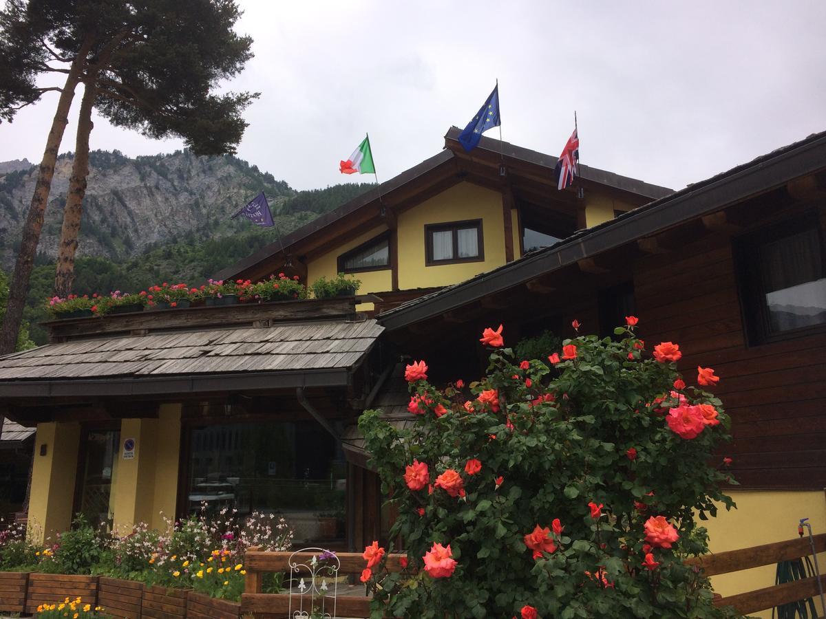Hotel Cà Fiore Bardonecchia Exterior foto
